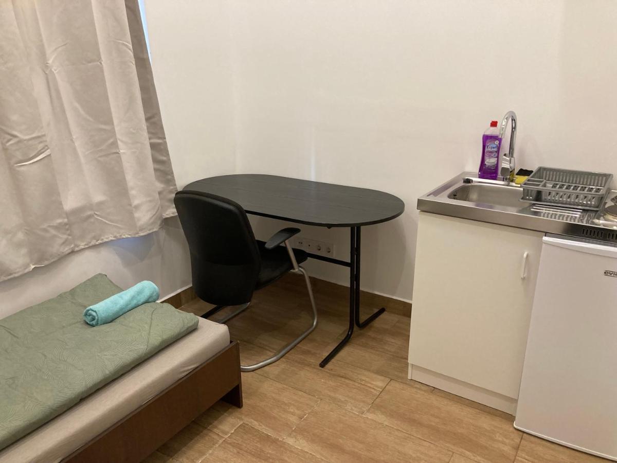 Roland Apartment Downtown - Keleti Budapest Esterno foto